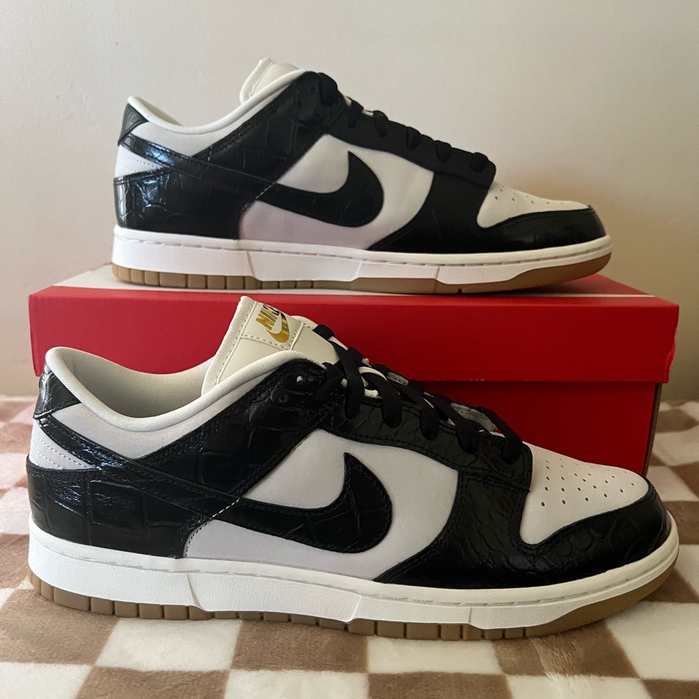Nike Dunk Low LX Sneakers Phantom/Black/Sail FJ2260-003 Women's Sz 12 BNIB